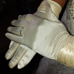Pair of satin wedding gloves
